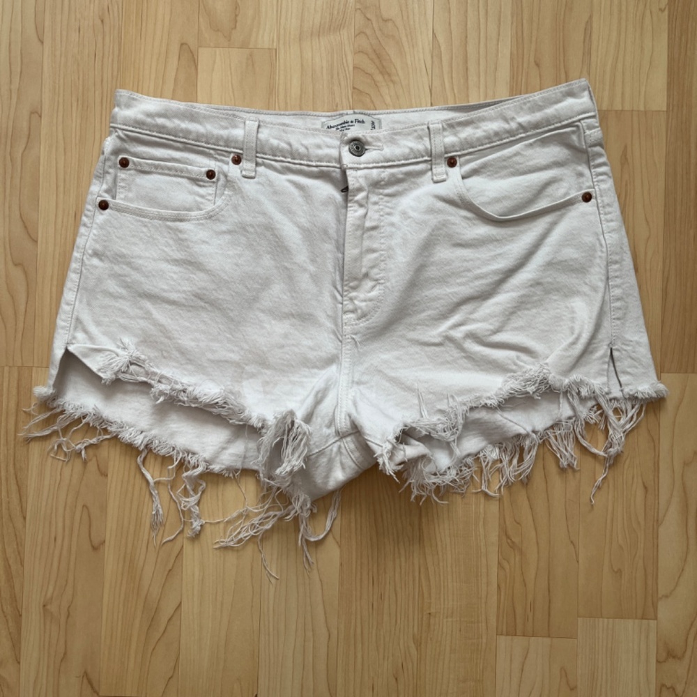 Abercrombie & Fitch Mom Denim Short